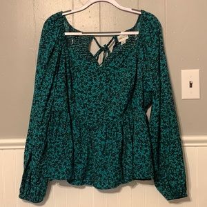 Ava & Viv Long Sleeve Peplum Top